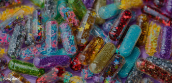 Closeup of glittery shimmery shiny pills caps.. | Free stock photo - 392390 Closeup of glittery shimmery shiny pills caps.. | Free stock photo - 392390