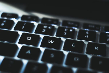 closeup photography of computer keyboard closeup photography of computer keyboard
