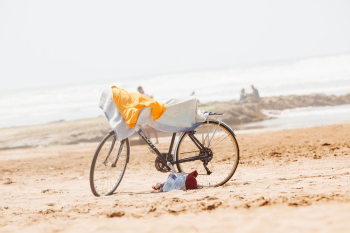 Clothes on Bike Clothes on Bike