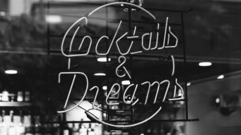 cocktails & dream neon signage cocktails & dream neon signage
