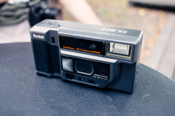 Compact automatic film camera Compact automatic film camera