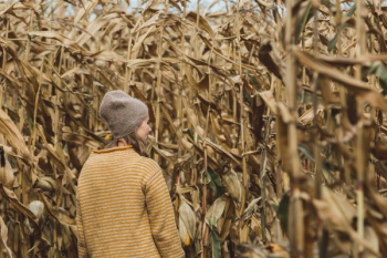 Cozy Fall Fashion In Field Cozy Fall Fashion In Field