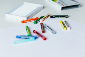 Crayons 2 Crayons 2