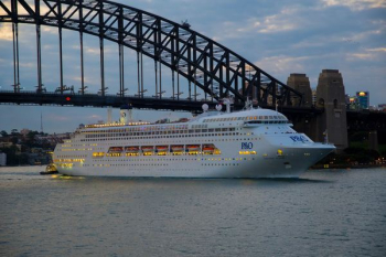 Cruise Ship Cruise Ship