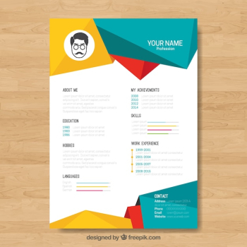 Curriculum template with colorful geometric shapes