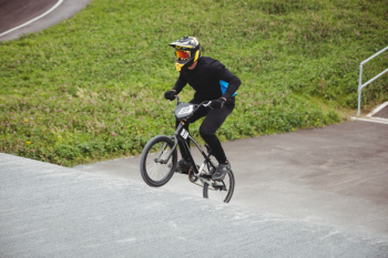 Cyclist riding bmx bike Free Photo