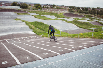 Cyclist riding bmx bike Free Photo