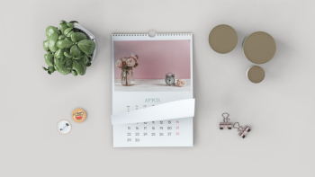 Decorative flat lay calendar mockup Free Psd