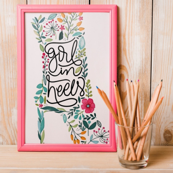 Decorative frame mockup Free Psd