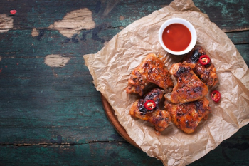 Delicious chicken wings with tomato sauce Delicious chicken wings with tomato sauce