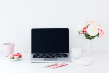 Desktop and flowers Desktop and flowers