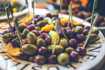 Dish of olives | Free stock photo - 436109 Dish of olives | Free stock photo - 436109