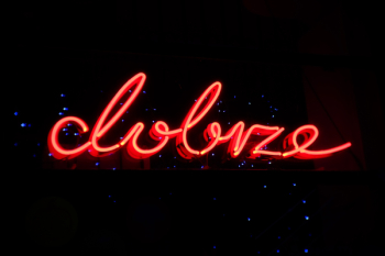 Dobrze light sign Dobrze light sign