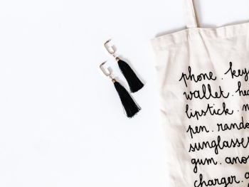 Earrings and Tote Bag 3 Earrings and Tote Bag 3
