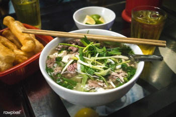 Eating Pho Bo, a Vietnamese noodle soup | Free stock photo - 449341 Eating Pho Bo, a Vietnamese noodle soup | Free stock photo - 449341