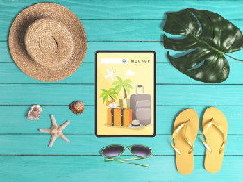 Editable flat lay tablet mockup with summer elements Free Psd