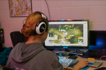 Esports club steps up its game for fall semester – The Simpsonian