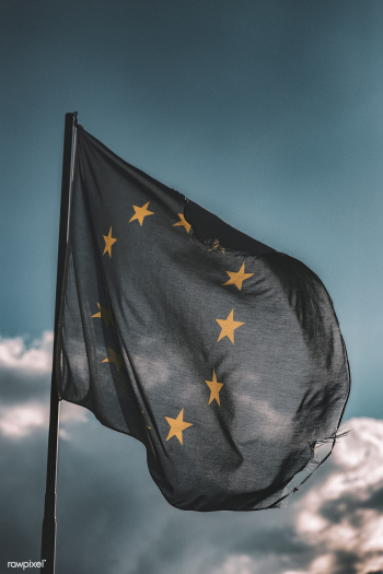 European flag flying in the wind | Free stock photo - 564043 European flag flying in the wind | Free stock photo - 564043