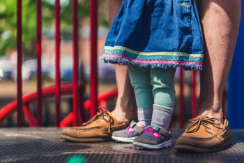 Father & Daughter Feet Father & Daughter Feet