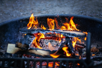 Firewood Burning Firewood Burning