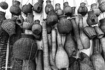 Fish cages on a wall | Free stock photo - 405348