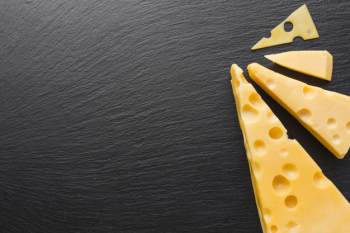 Flat lay emmental cheese with copy space Free Photo Flat lay emmental cheese with copy space Free Photo