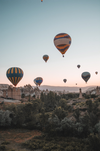 Flying Hot Air Balloons Flying Hot Air Balloons
