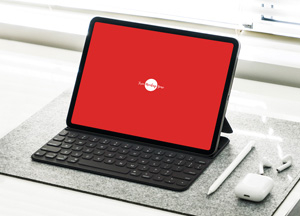 Free iPad Pro Mockup 2018 PSD Free iPad Pro Mockup 2018 PSD