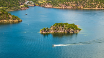 Free Photo of blue, lake, water Free Photo of blue, lake, water