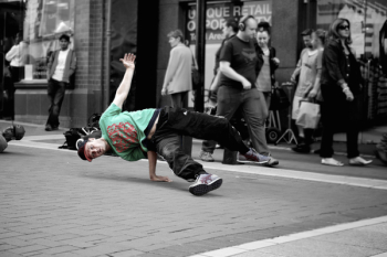 Free Photo of break dancers, break dancing, street Free Photo of break dancers, break dancing, street