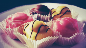 Free Photo of cakes, cupcakes, iced cakes Free Photo of cakes, cupcakes, iced cakes