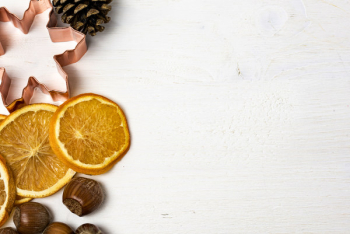Free Photo of christmas, decorations, chestnuts Free Photo of christmas, decorations, chestnuts