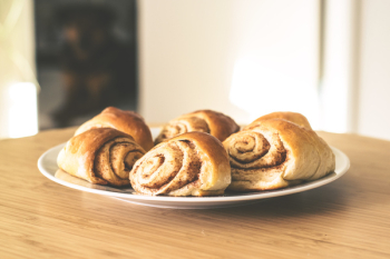 Free Photo of cinnamon, roll, bread Free Photo of cinnamon, roll, bread