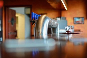Free Photo of faucet, blur, bokeh