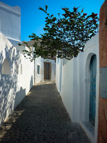Free Photo of Oia, walkway, Santorini Free Photo of Oia, walkway, Santorini