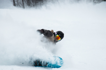 Free Photo of skiing, glide, people Free Photo of skiing, glide, people