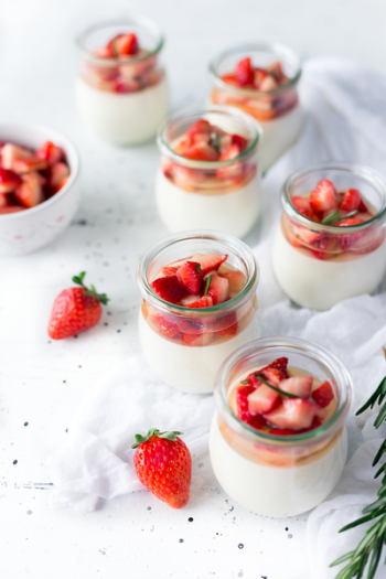 Free Photo of strawberry, food, crops Free Photo of strawberry, food, crops