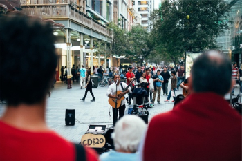 Free Photo of street performer, busker, musician Free Photo of street performer, busker, musician