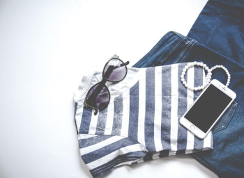 Free Photo of sunglasses, jeans, mobile Free Photo of sunglasses, jeans, mobile