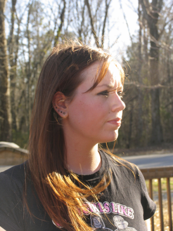 girlsfaceinsun.jpg girlsfaceinsun.jpg