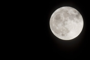 Glowing Night Full Moon Glowing Night Full Moon