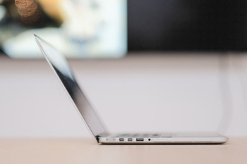 gray laptop computer gray laptop computer
