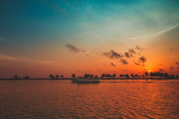 gray ocean water under sunset gray ocean water under sunset