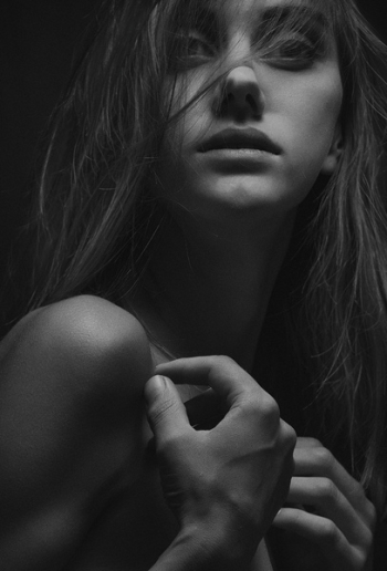 Grayscale Portrait of Woman Grayscale Portrait of Woman