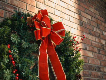 Green Christmas Wreath With Red Bow Green Christmas Wreath With Red Bow