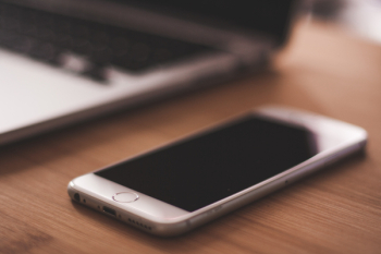 Grey Apple Iphone Grey Apple Iphone