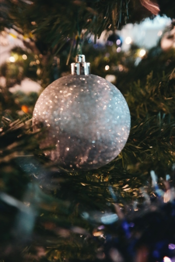 Grey Bauble Decor Grey Bauble Decor