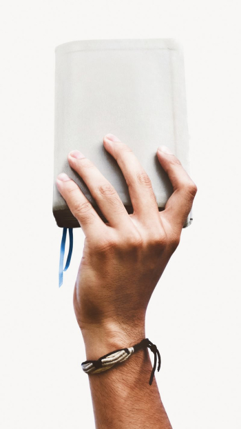 Hand holding books image | Free Photo - rawpixel Hand holding books image | Free Photo - rawpixel