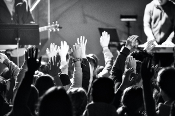 Hands up Hands up