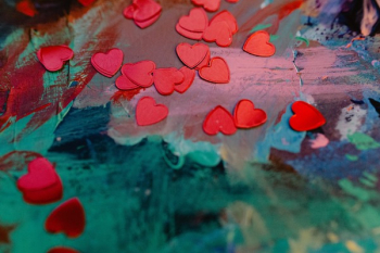 Heart foil confetti Heart foil confetti